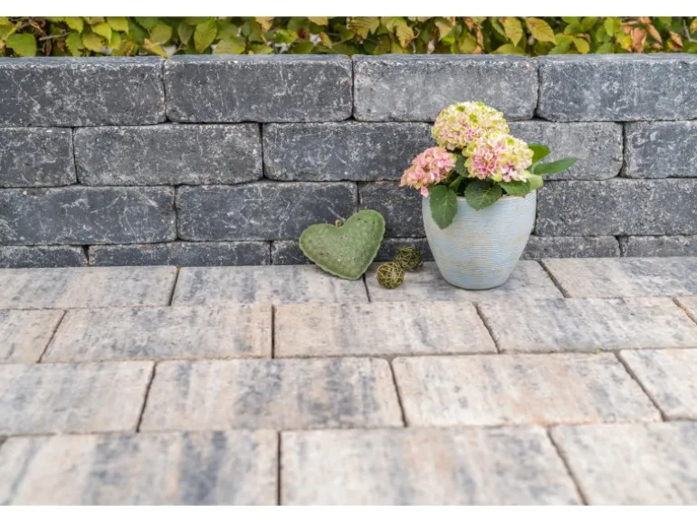 Diephaus Mauerstein Collo Basalt 30 x 10 x 10 cm