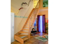 Dolle Wangentreppe Paris 1/4 gewendelt ohne Setzstufen Fichte FSC