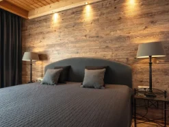 Egger Design-Wandpaneele DecoWall Namur Fichte Natur 125 cm x 66 cm