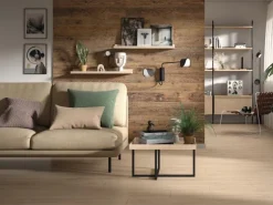 Egger Design-Wandpaneele DecoWall Namur Fichte Natur 125 cm x 66 cm