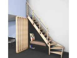 Kordo Treppe 1/4 Gewendelt Links Buche Geländer Nostra