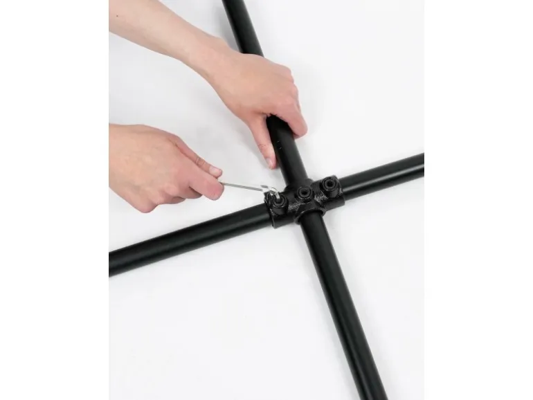 Kreuzstück Durchgehend 90° Schwarz matt für Stahlrohr Ø 2,7 cm