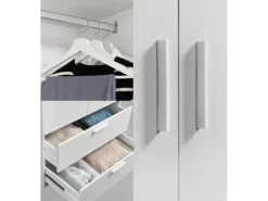 mokebo Kleiderschrank Der Kleiderheld 2 türig und mit zwei durchlaufenden Schubladen