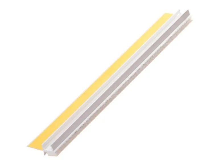 Protektor Anputzleiste 60x 260cm PVC Weiß mit 10mm Schutzlippe für Putzanschluss