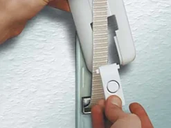 Schellenberg Rollladen Gurtwickler-Abdeckplatte Flexo Maxi mit 6 Lochabständen