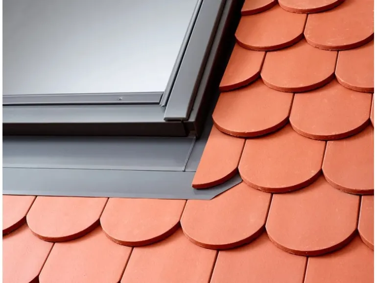 Velux Eindeckrahmen Biberschwanz Doppeldeckung 98 cm x 66 cm Anthrazit