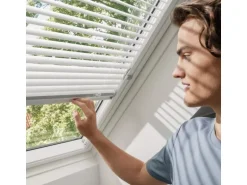 Velux Jalousie Manuell PAL P04 7001SWL 94 cm x 98 cm Weiß