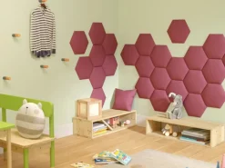 Wandkissen Hexagon 30 cm x 30 cm Beere